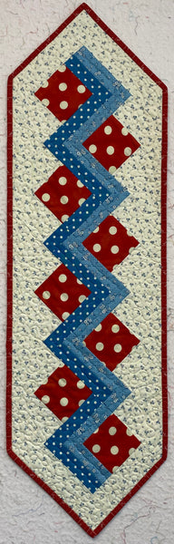 Polka Dot Piecrust Runner